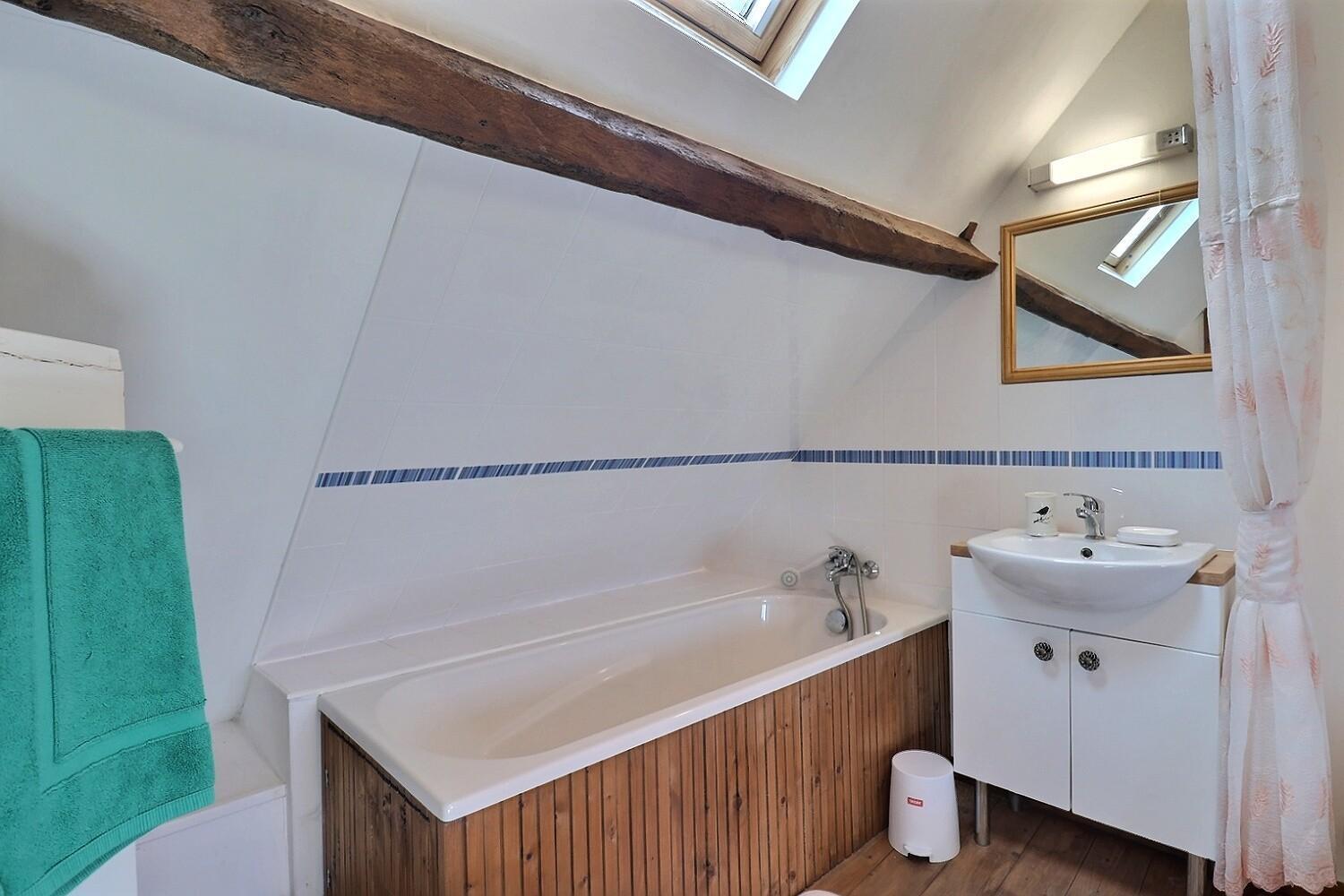 La Petite Maison Bleue Les Portes du Coglais Extérieur photo